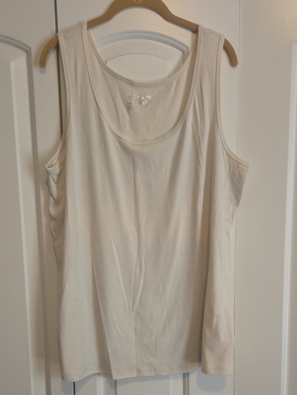 Terra & Sky Scoop Neck Tank Top - Cream
